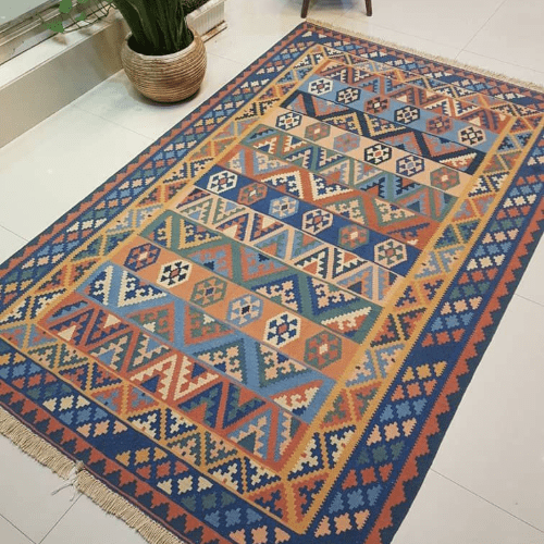 kilim rug persian crafts